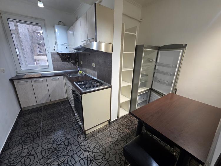 Sala Palatului Cismigiu Inchiriere garsoniera dubla etaj 1 centrala - 9