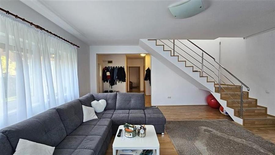 COMISION 0% CASA INDIVIDUALA CU CARPORT DUMBRAVITA LAC - PADURE - 6