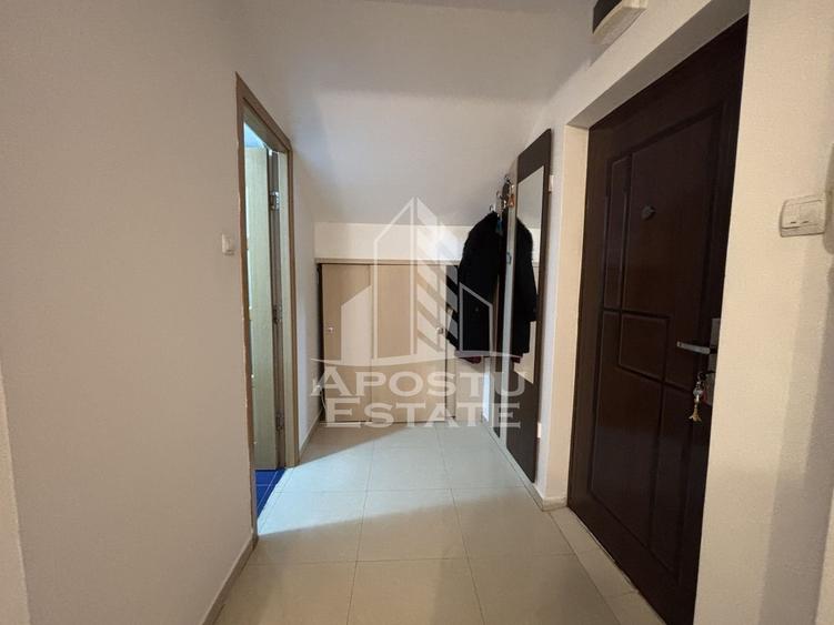 Apartament cu 3 camere in zona Shopping City, centrala termica - 9