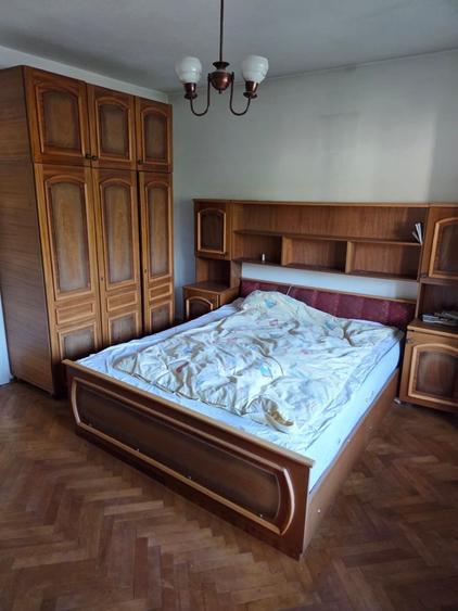Casă cu 4 camere cu Teren 448 Mp în Bran