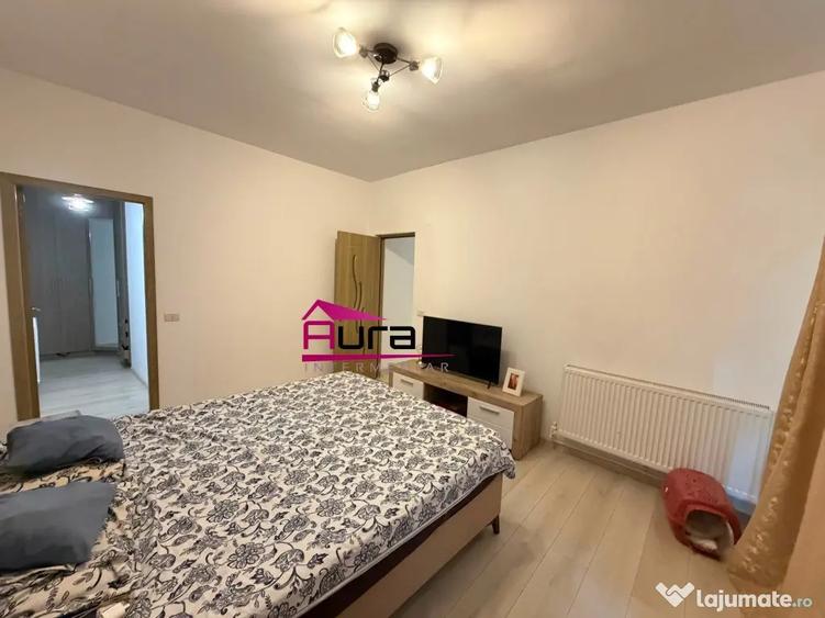 Apartament cu 2 camere decomandat în Peco