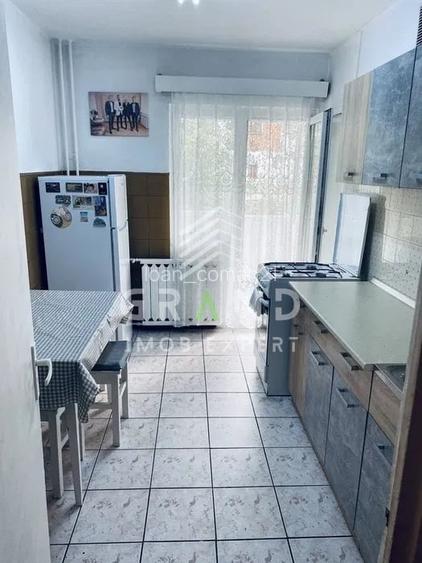 Chirie Apartament Spatios cu 2 Camere | Etaj 2 | Balcon Inchis – Marasti