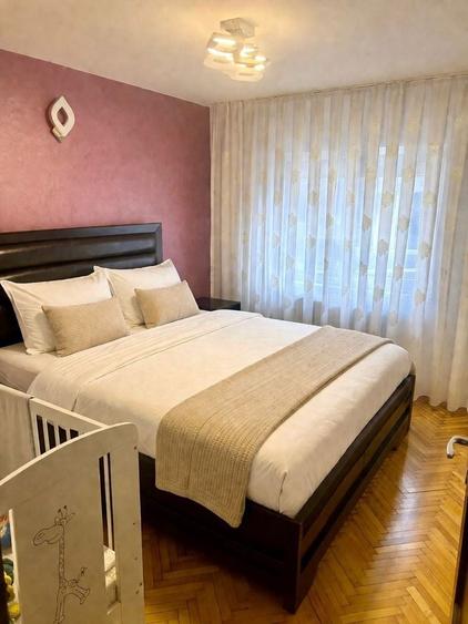 Apartament cu 4 camere, decomandat cu dubla orientare in zona Iosia, parter inalt - 7