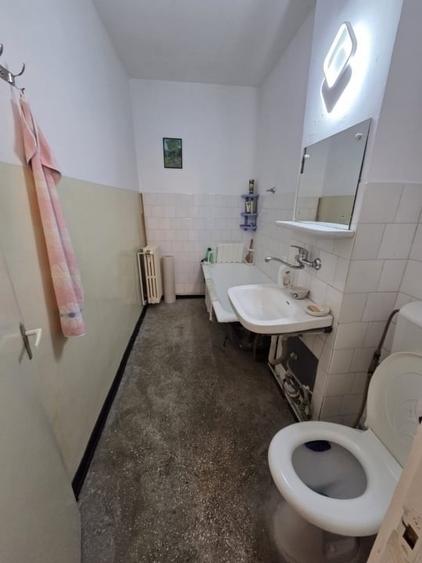 Apartament 3 camere decomandat cu 2 bai - etaj 2 - 1980 - 2