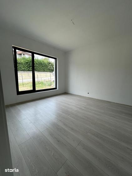 Casă cu 4 camere cu Teren 750 Mp în Paleu