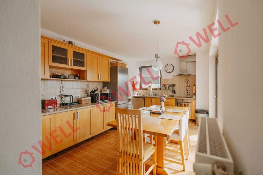 Casa familiala spatioasa si moderna de vanzare, situata in Sovata! - 4