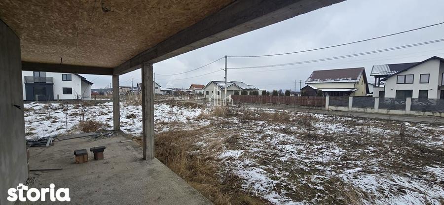 Casa 283 Mp/ Teren 835 Mp, Nou Construita, Solovastru, Zona Reghin - 8