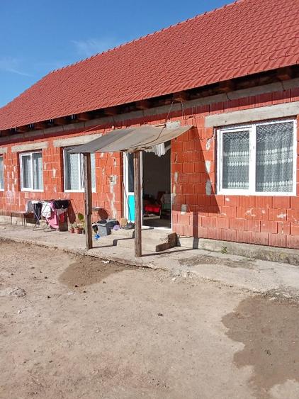 Casa de vînzare  - 3