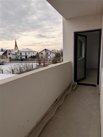 Apartament la etajul 1 cu 2 camere in Selimbar - 8