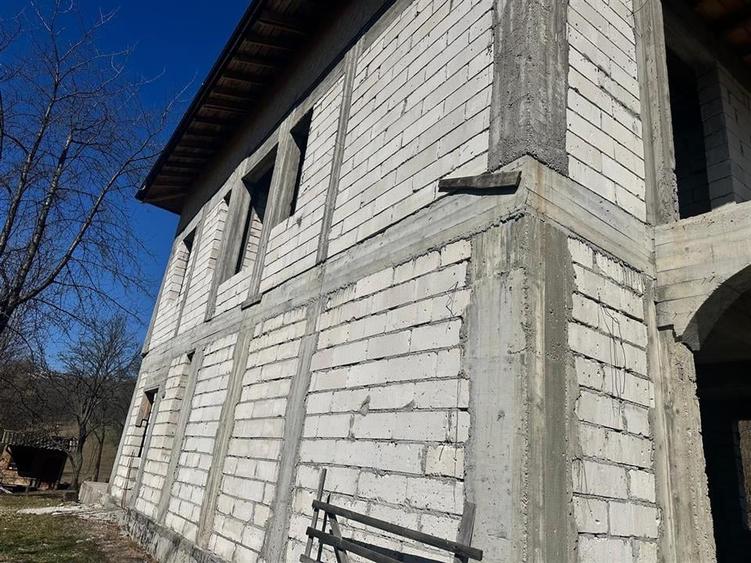 CASA DE VANZARE IN VALEA DOFTANEI - 6