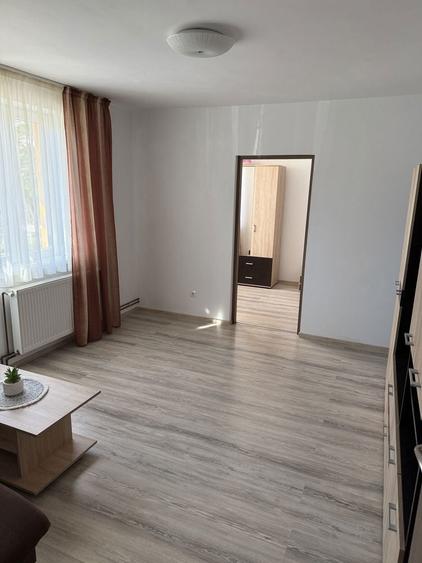 Apartament de inchiriat 2 camere zona Cedonia - 2