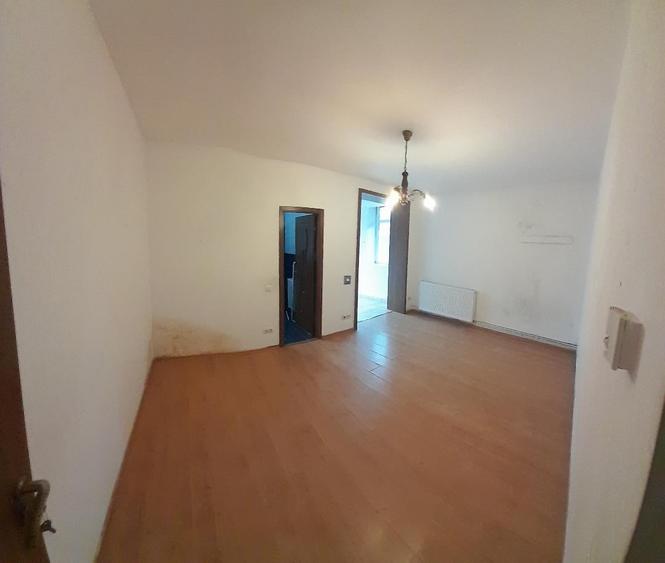 Baba Novac-Campia Libertatii ,garsoniera   etaj 1 /P+1+Pod. - 6