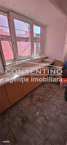 Se vinde imobil cu 4 camere, pe Unirii Sud , liber , cu 3 balcoane - 8