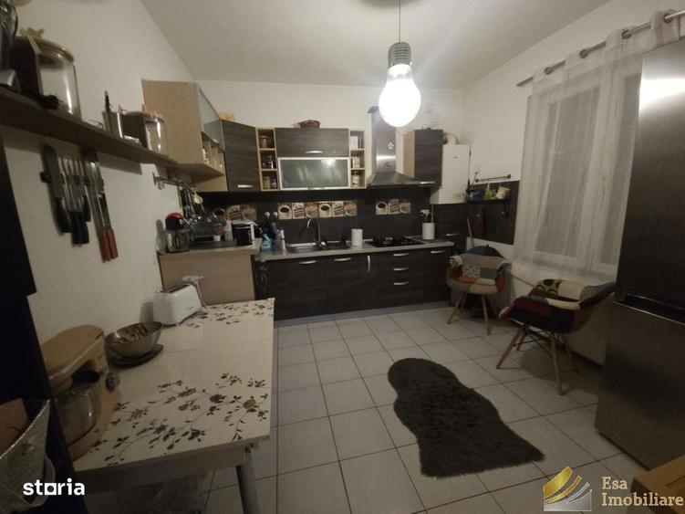 Casa de vanzare, 5 camere, Sabareni - 13