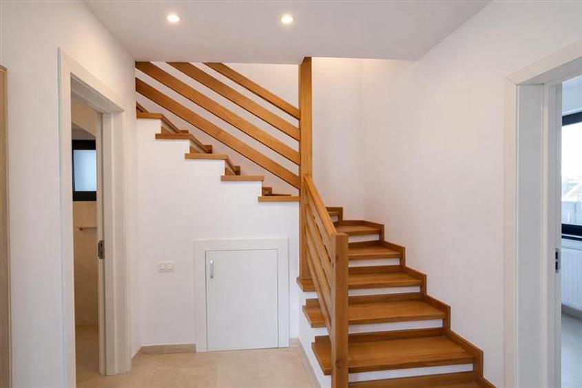 In apreciata prezentare, pe calitativ certificat, Harman, Brasov - 5