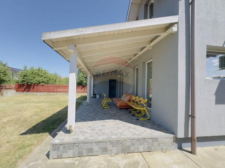 Casă cu 5 camere de vânzare Cartier Orizont 2 Paleu zona Metropolitana - 22