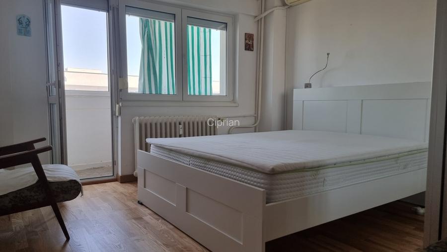 Dorobanți, lângă Libra Bank, sector 1