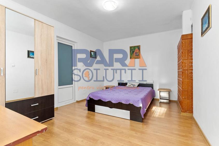 Casă 2015 - 4 dormitoare, 2 băi, 2 bucătării - 30