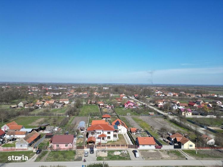 Casa Exclusivista, Teren Generos, Comision 0% - 2
