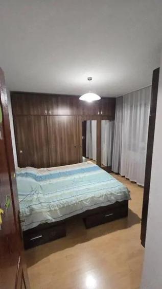 Apartament 3 camere, decomandat, 70 mp + 2 balcoane zona Catedrala Ortodoxa - 8