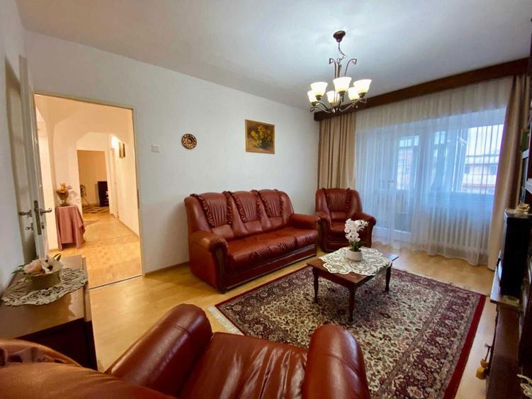 PF, Inchiriez ap. 3 camere decomandat, ultracentral Str. Libertatii - 4