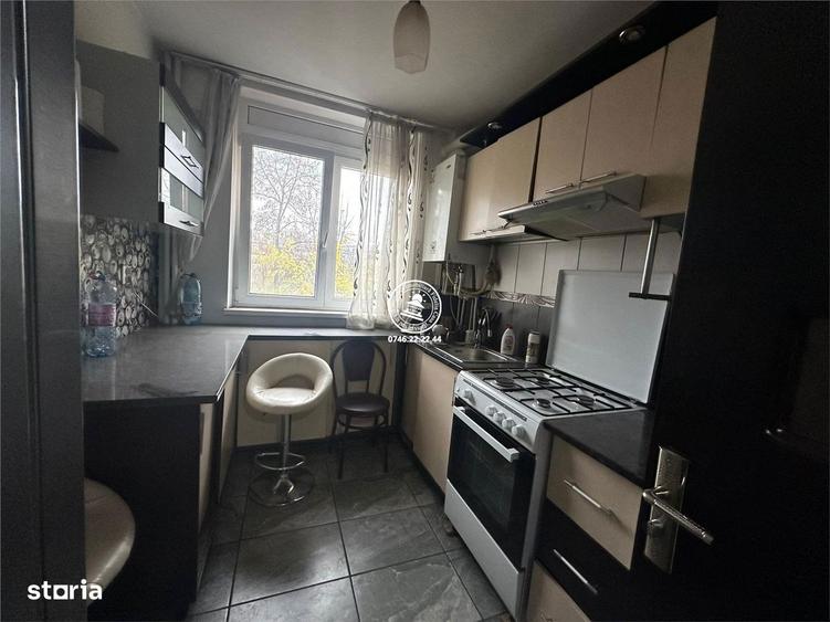 Apartament 3 camere de vanzare, Podu Ros - 5