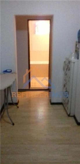 Apartament de vanzare cu 3 camere, zona Fizicienilor - 8