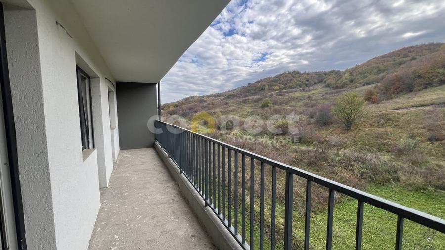 Apartament de vanzare | 3 camere, SU 62 mp, terasa 13mp | Urusagului - Floresti - 1