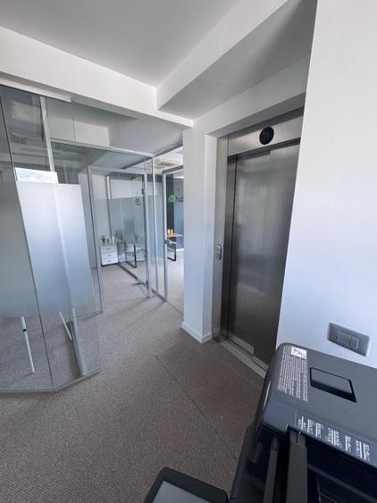 Birou de închiriat în clădire de birouri—ideal pentru avocat | Piața Muncii - 6