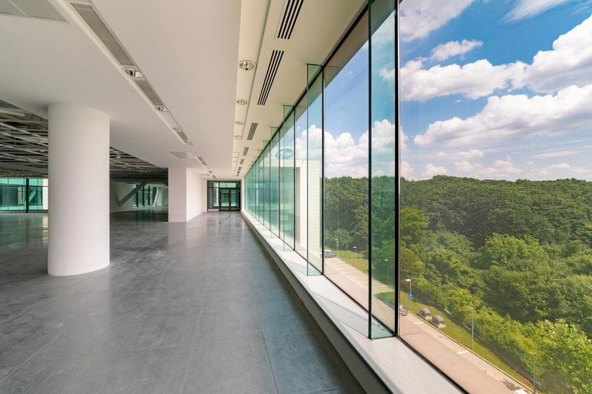 Inchiriere spatiu showroom in Platinum Business & Convention Center - Baneasa - 3