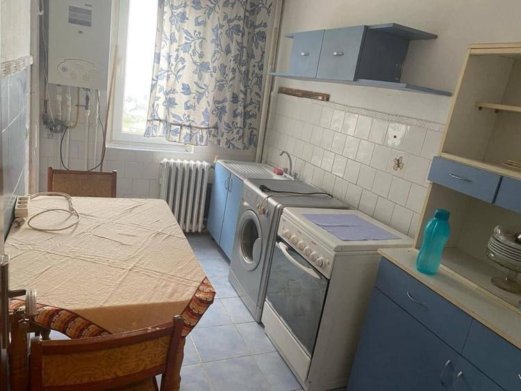 APARTAMENT 3 CAMERE PASCANI  BLOC MOLDOVA - 3