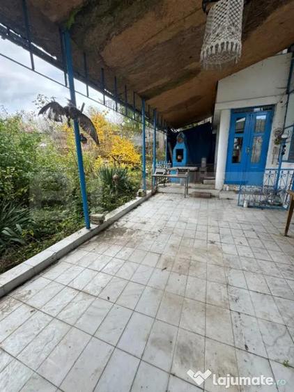 Casa cu 4 camere, 170mp si teren de 1488mp in MANERAU - 3