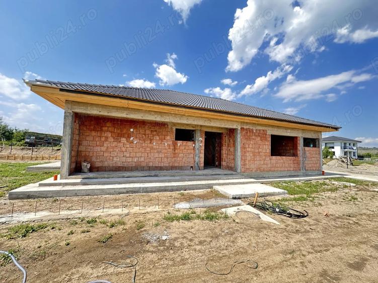 Casa la rosu 191 mp, teren 1000 mp - 2