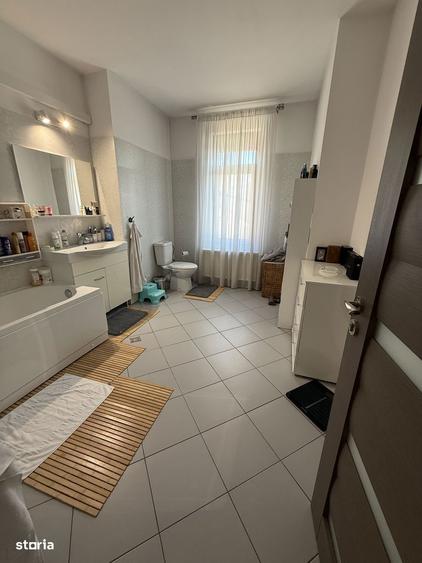 Casa renovata zona Piata Centrala - 2