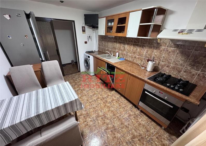 Nou! Ap. 4 cam. de inchiriat, mob. si utilat, et. 3, zona Pa - 1