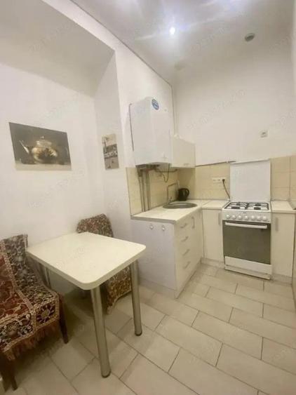 Garsoniera in zona Izvor - 1