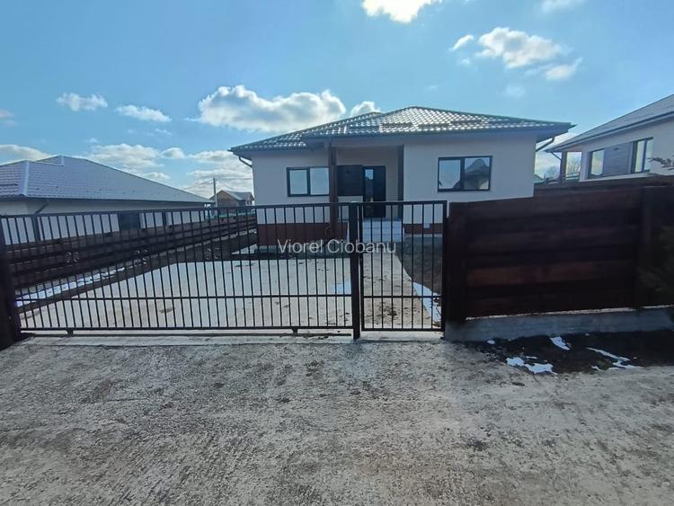 CASA SINGLE DEOSEBITA 4 CAMERE,VALEA LUPULUI ,IASI