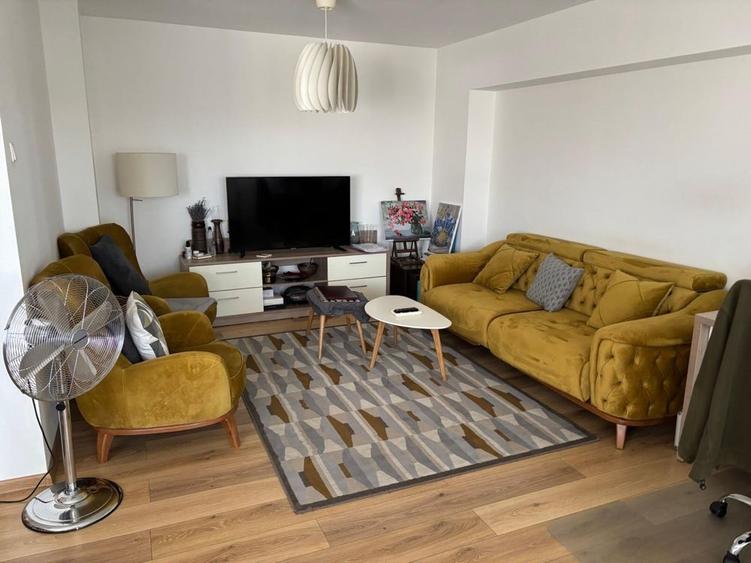 Apartament spatios 3 camere, 101 mp, CUG etaj intermediar, la bulevard - 1