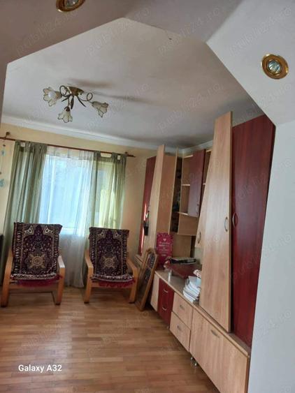 Casa de vanzare 4 camere - 1