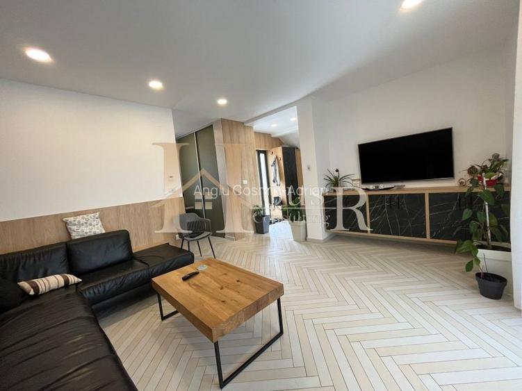 Apartament in vila, dispunere pe 3 niveluri. Gradina proprie. Terasa de 31 mp.