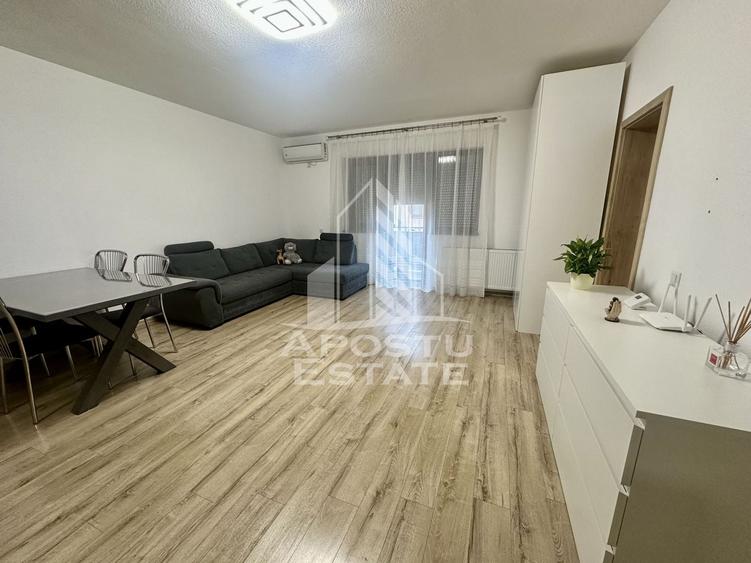 Apartament cu 3 camere semidecomandat, mobilat în Calea Urseni