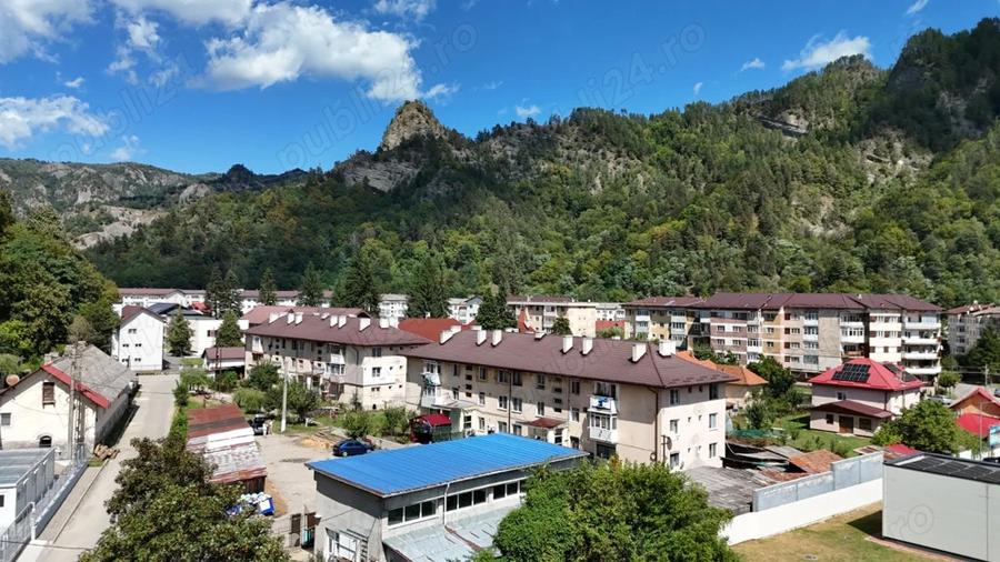 Casa de vanzare zona centrala langa magazinul Penny Brezoi - 3