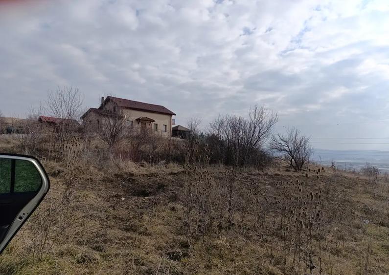 Vand teren 967mp zona Hodai-sub Coasta - 2