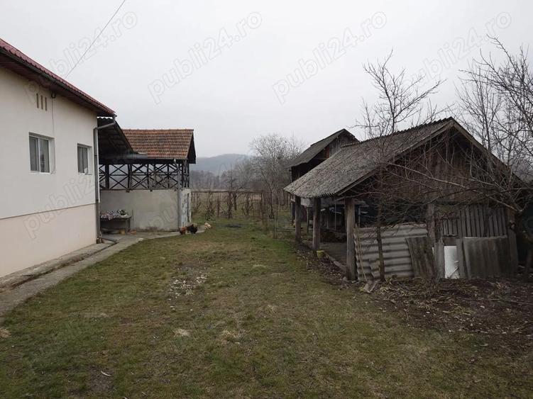Vand casa solida in Com Gradistea- Jud. Valcea - 3