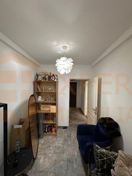 Apartament 2 camere de vanzare, Centru - 4
