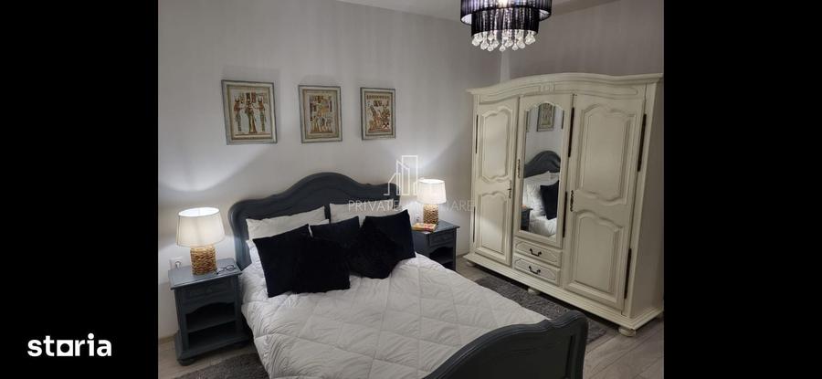 Apartament cu 3 camere decomandat în Libertății