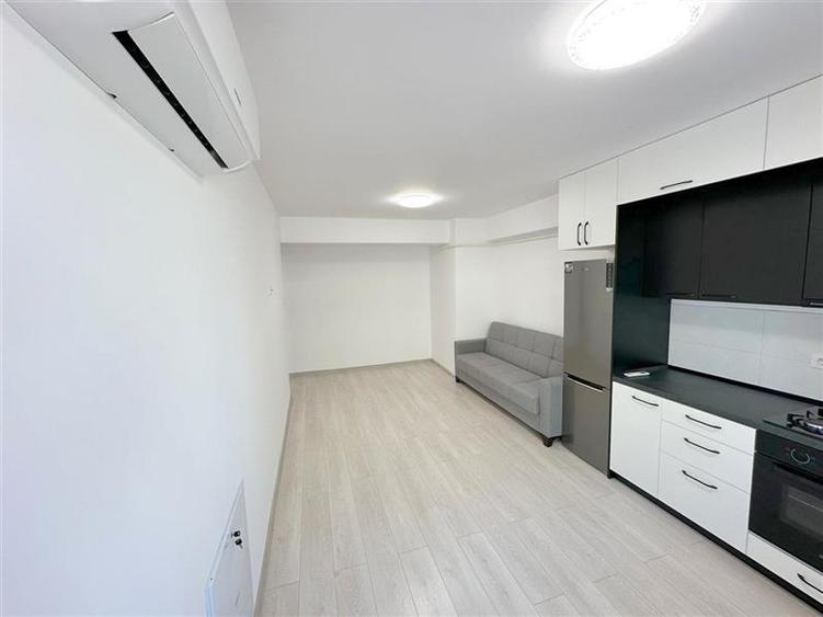 Apartament cu 2 camere semidecomandat, mobilat în Nord