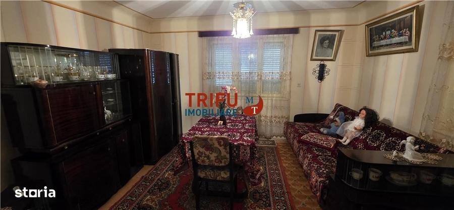 Casă cu 3 camere în Cricău