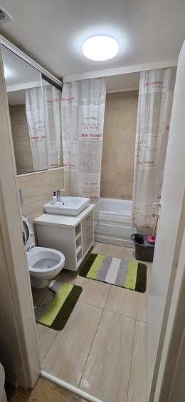 Apartament cu 2 camere semidecomandat în Ștefăneștii de Jos