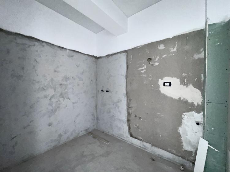 Duplex cu 4 camere cu Canalizare în Domnești